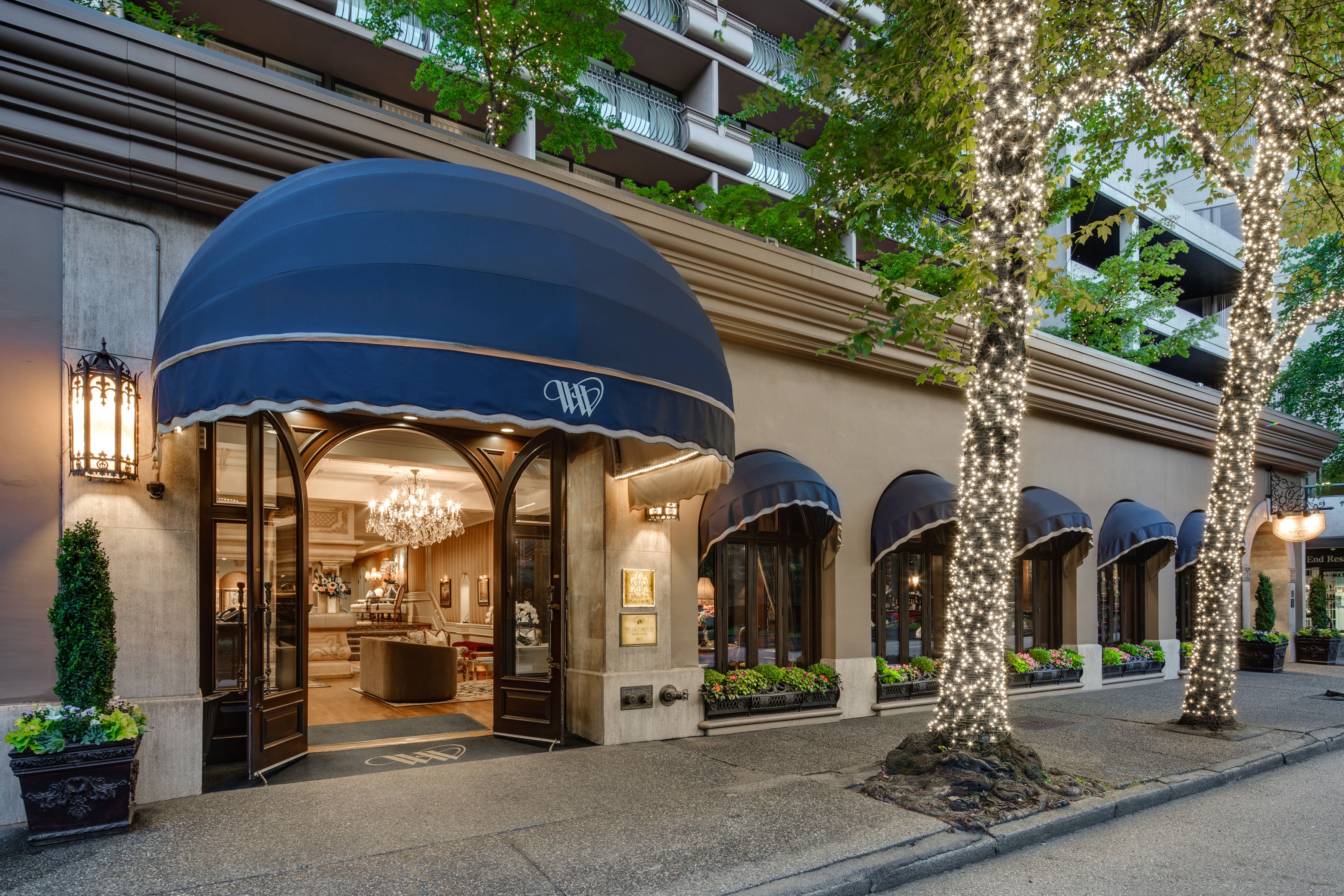 The Best Room At Wedgewood Hotel & Spa In Vancouver, British Columbia ...