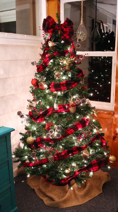 themed christmas trees