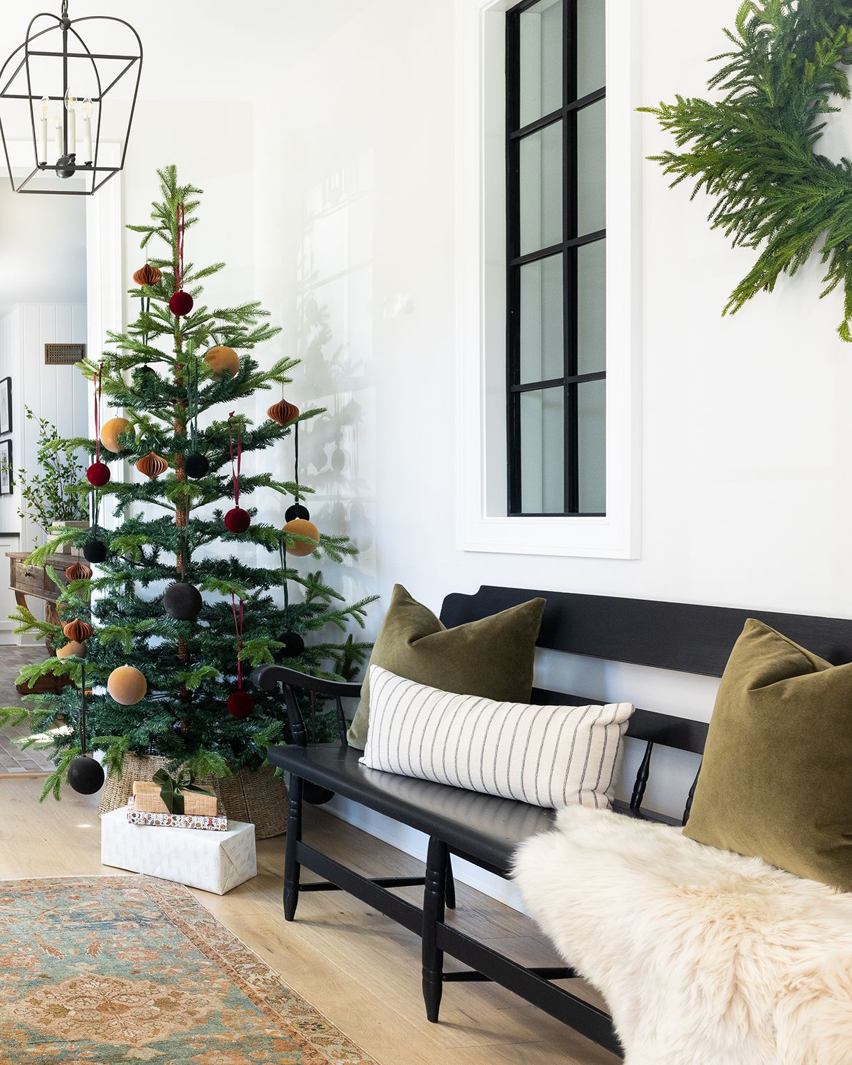 40 Best Christmas Tree Trends & Decorating Ideas For 2023