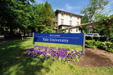 Welcome to Yale University sign in New Haven Connecticut