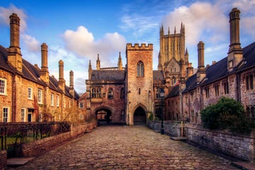 vicars close, wells cathedral, somerset, england