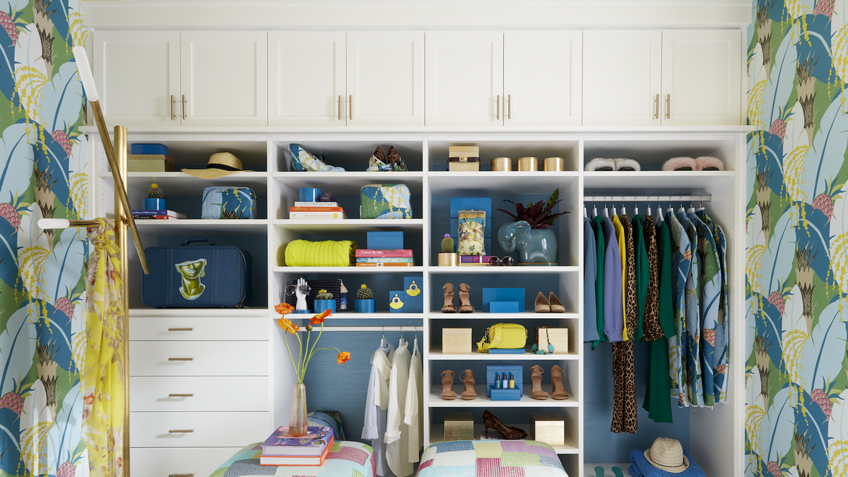 https://hips.hearstapps.com/hmg-prod/images/wentz-how-to-organize-your-closet-1584543173.png?crop=1xw:0.8582474226804123xh;center,top&resize=1200:*