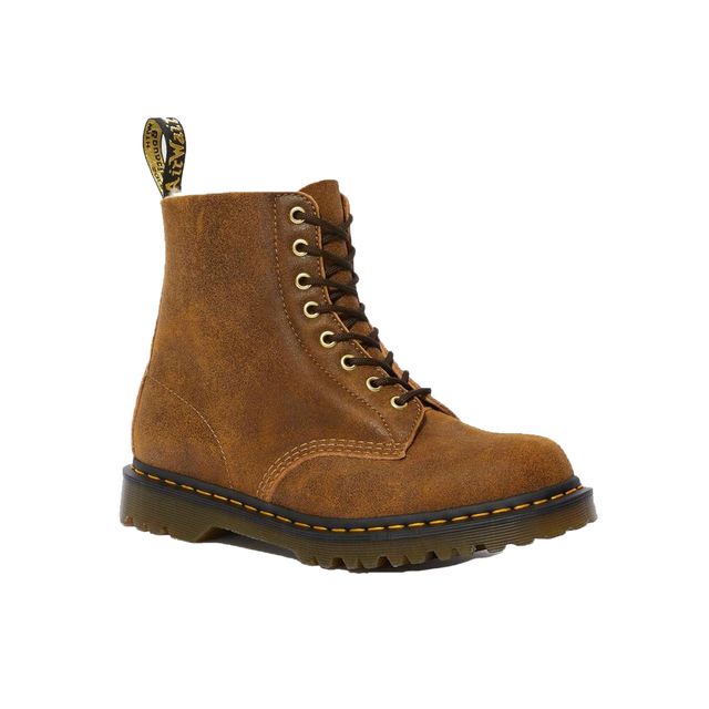 Footwear, Shoe, Work boots, Brown, Tan, Boot, Beige, Hiking boot, Steel-toe boot, Durango boot, 