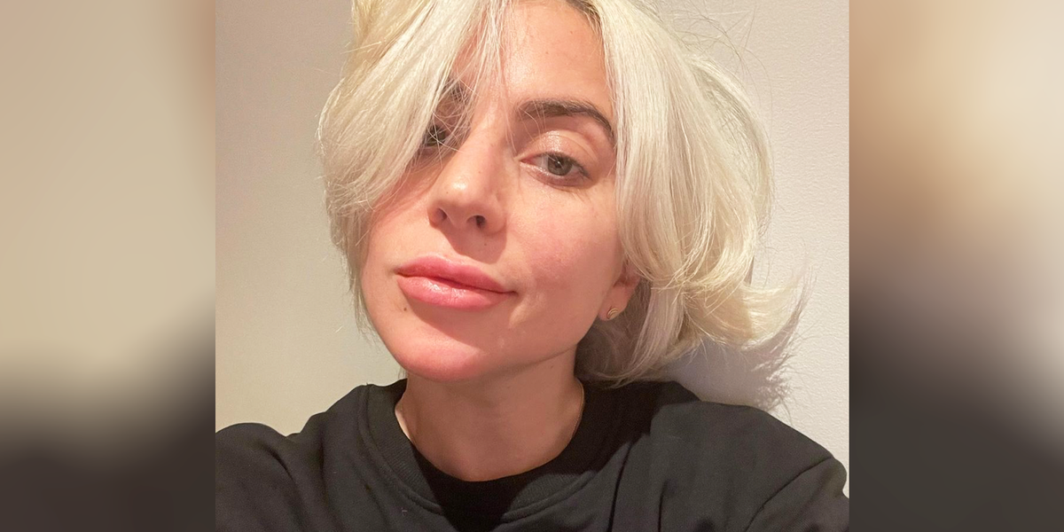 Gaga Celebrates Nomination A No-Makeup Photo