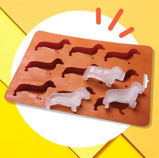 Dogs Lovers Rave About Dachshund-Shaped Ice Cube Mold On