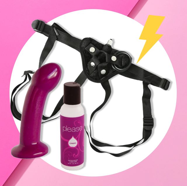 Toys Double Penetration on the Massage Table 