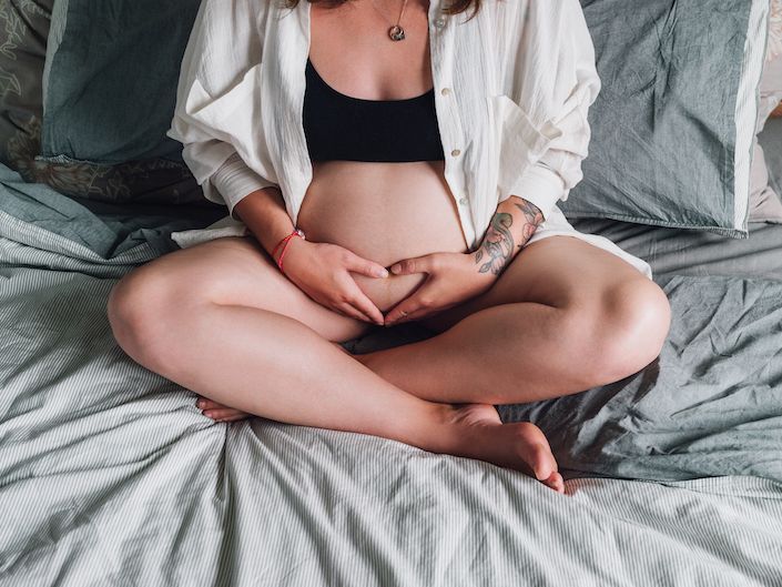 705px x 529px - What 20 men think of pregnant women's bodies (warning: it's cute)