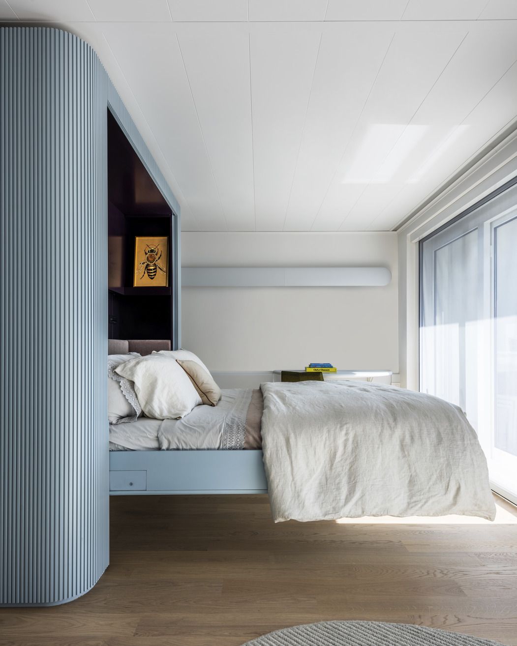 What Is a Murphy Bed? What to Know Before You Buy