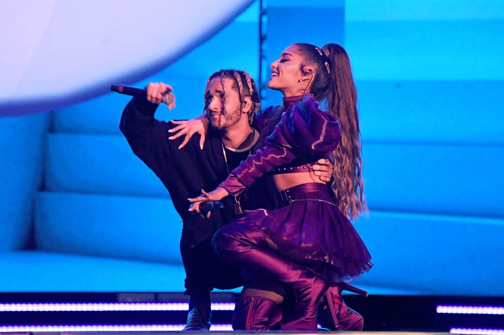 what is ariana grande's relationship history