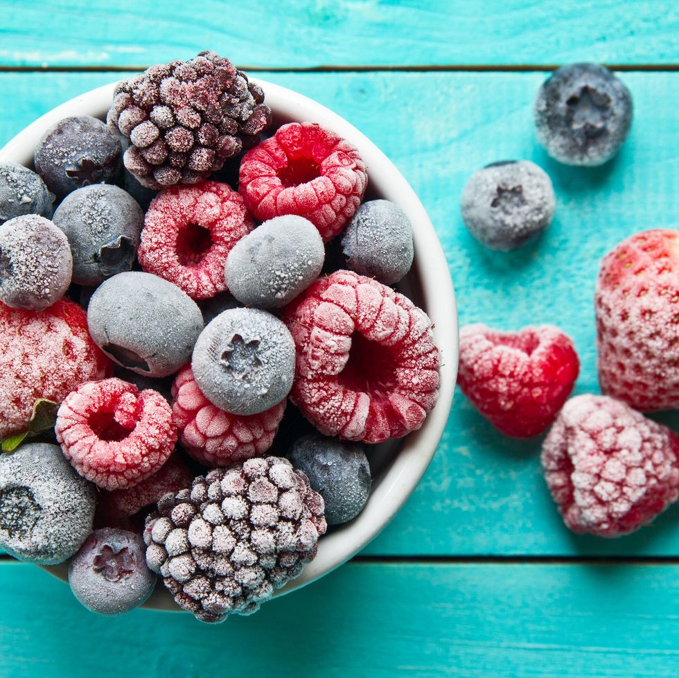 what to eat during periods for more energy strawberries and berries in general