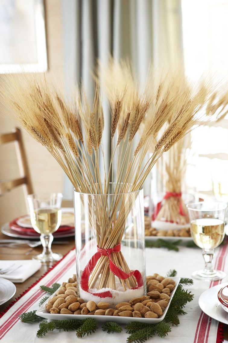 christmas table decorations  golden fronds