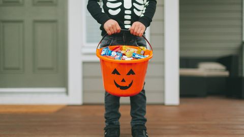 preview for 6 Safety Tips for Trick-or-Treating