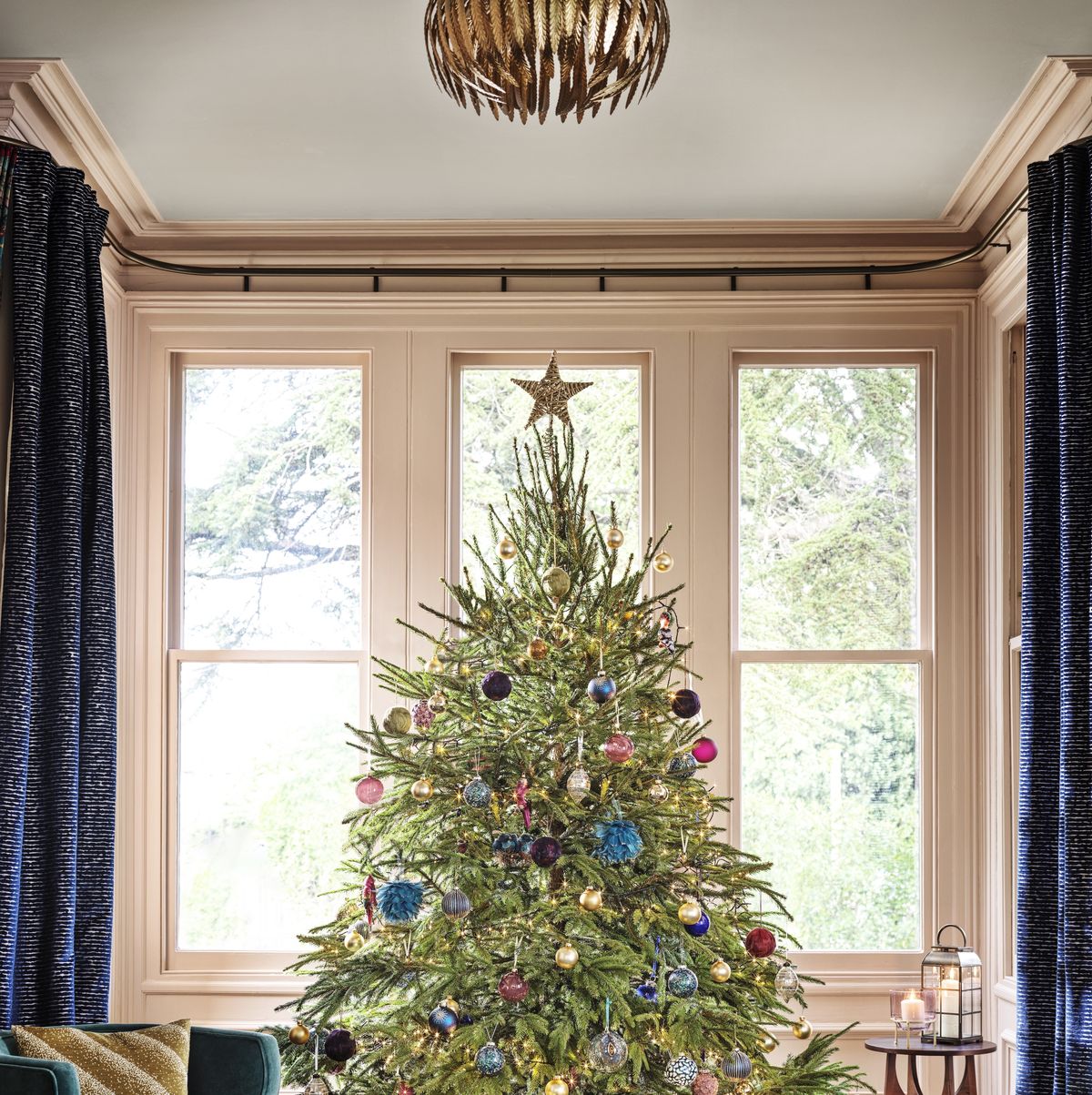 How to Store Christmas Decorations (Our 25 Best Tips)
