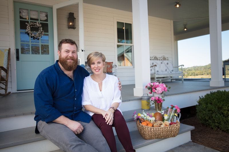 where-is-hgtv-s-home-town-filmed-home-town-tv-show-location