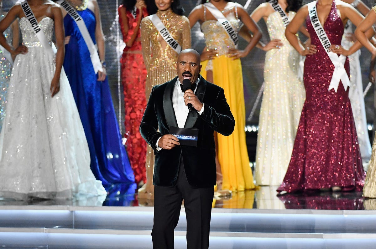 Where Is Steve Harvey On Miss Universe 2021 Why Is Steve Harvey Not Hosting Miss Universe