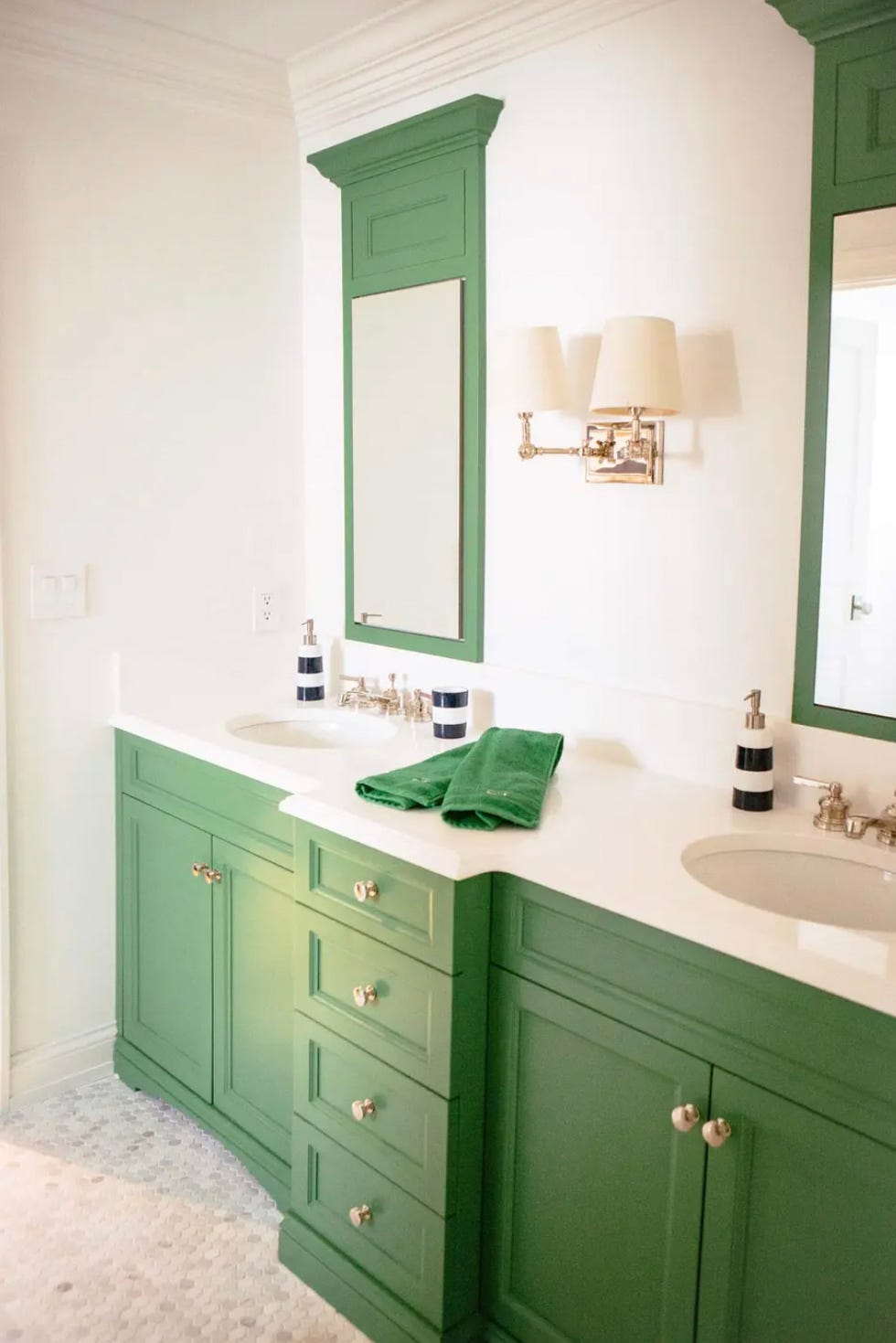 white bathroom ideas