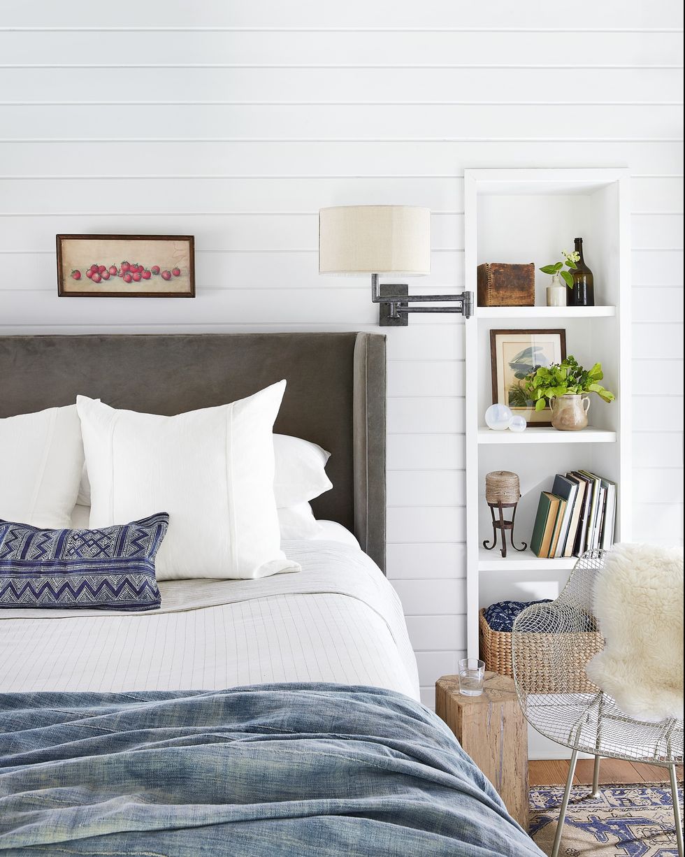 white bedroom-dark upholstered headboard