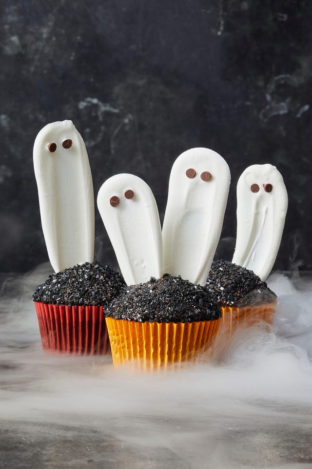 White Chocolate Ghost Cupcakes