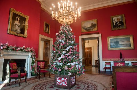 Christmas tree, Room, Christmas decoration, Property, Interior design, Red, Christmas, Home, Living room, Tree, 