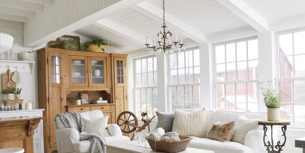 21 Best Cottage Decor Ideas - Country Cottage Decorations