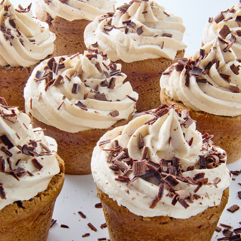 white russian cupcakes topped with chocolate shavings