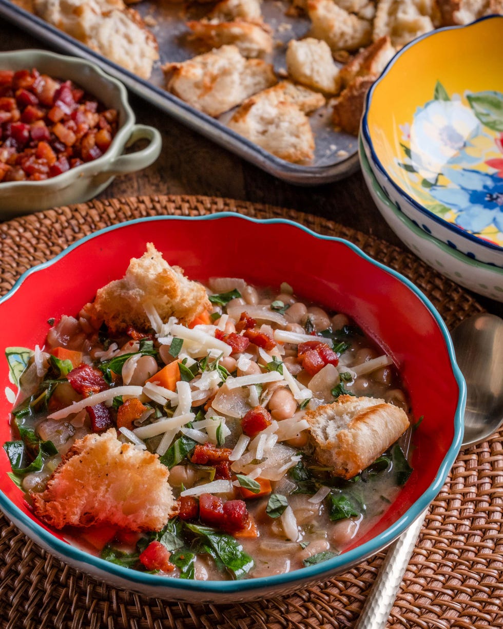 Ree Drummond Ree Drummond Launches Her New Cookbook, "Dinner's Ready!"