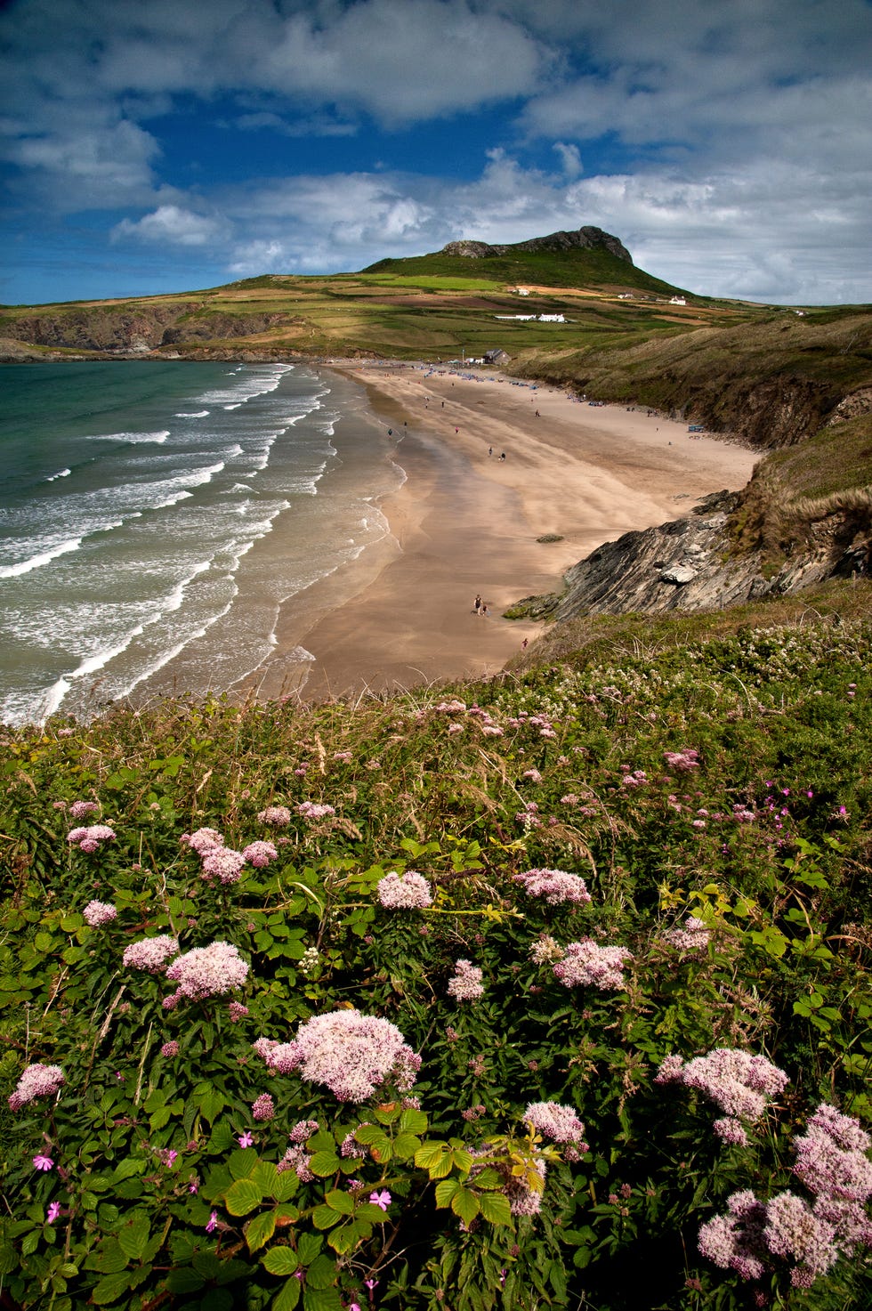 deze baai is een van de hoogtepunten van pembrokeshire coast national park