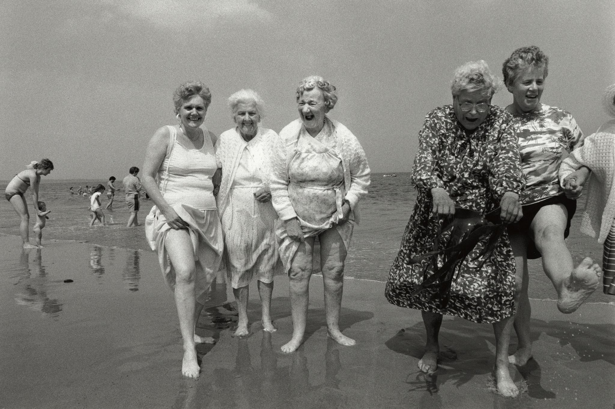 donne in spiaggia