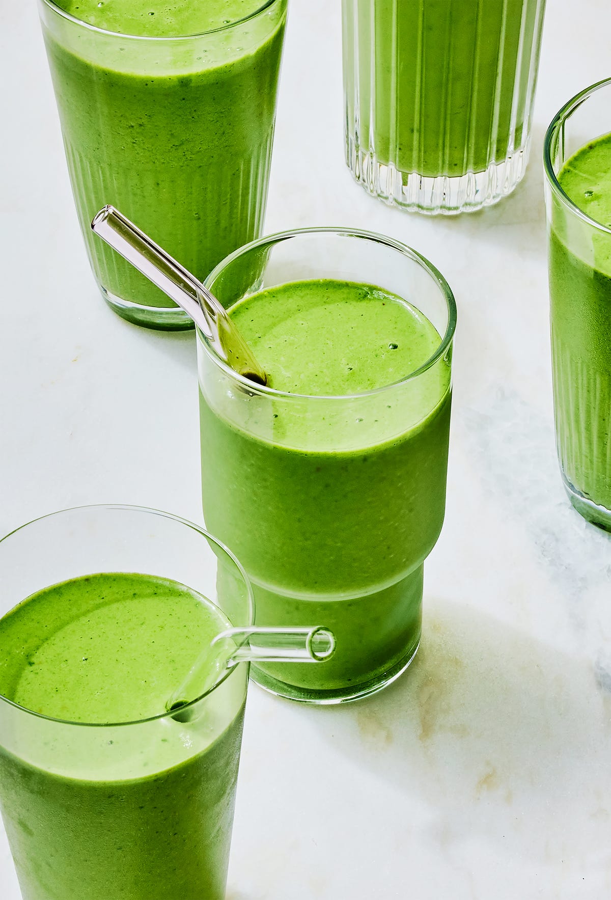 Avocado-Spinach Green Smoothie Recipe