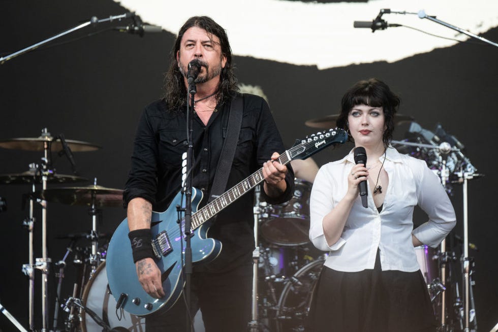 Who are Dave Grohl's wife and children? The singer has a child "outside of marriage"