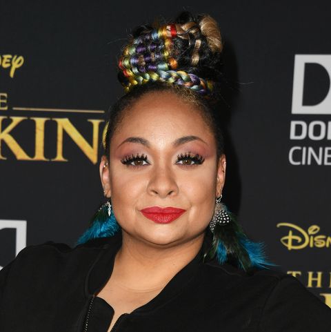  who-is-black-widow-on-the-masked-singer-raven-symone 