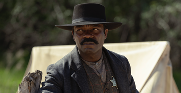 https://hips.hearstapps.com/hmg-prod/images/who-is-david-oyelowo-lawmen-bass-reeves-654501491ee01.png?crop=0.519xw:1.00xh;0.234xw,0&resize=360:*