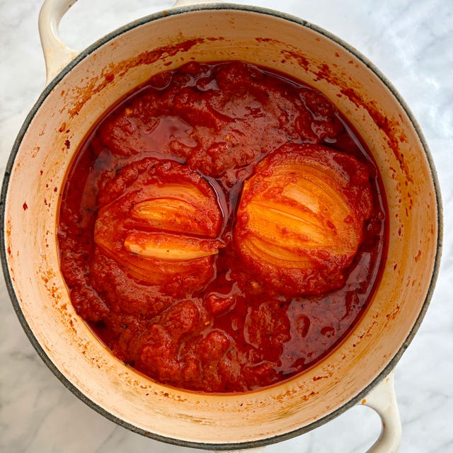 whole onion pasta sauce