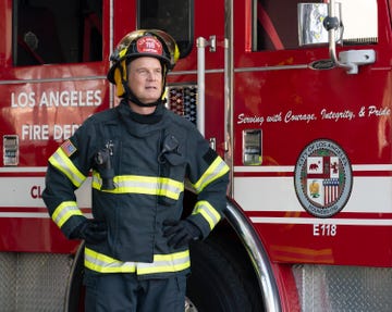 why did peter krause leave 911