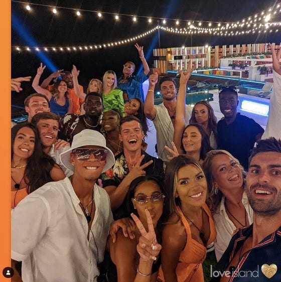 Why Love Islanders Wont Be Allowed Instagram While Theyre On The Show 2824