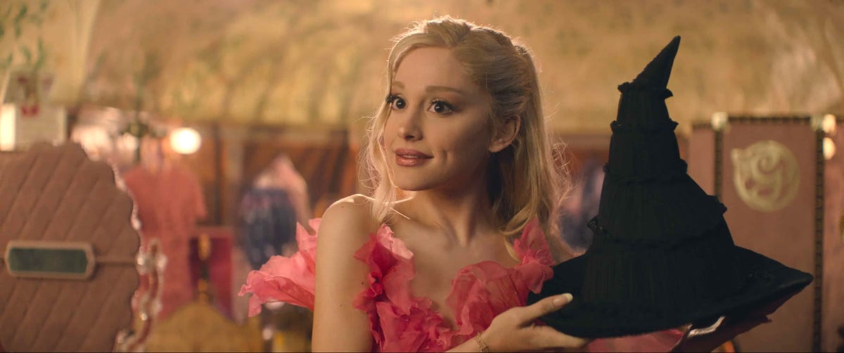 preview for Wicked: Official Trailer (Universal Pictures)
