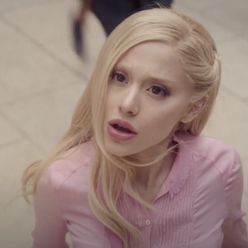 wicked movie trailer, release date, cast, and more a girl with blonde hair