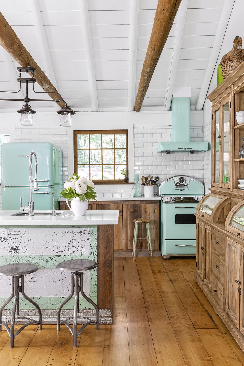 Mint Green Kitchen Decor from  - DIY Darlin'  Mint green kitchen, Green  kitchen, Teal kitchen decor