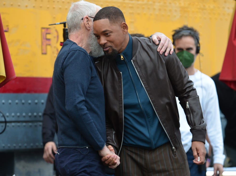 will smith se pone 'ceporro' saltándose la dieta con una gran hamburguesa