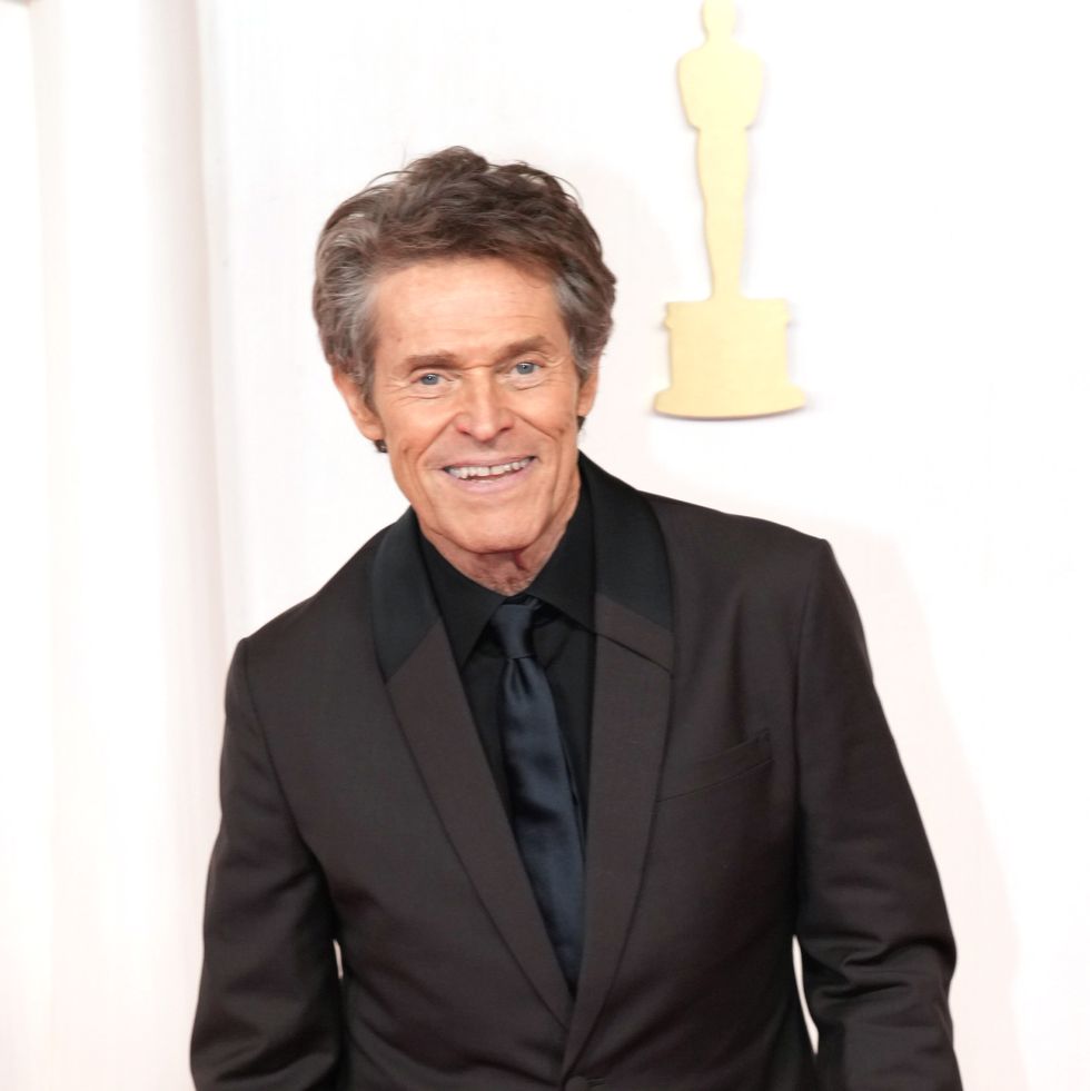 willem dafoe 96th annual academy awards arrivals