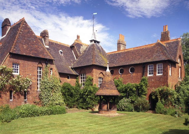 Red House, the home that’s a manifesto for arts & crafts style