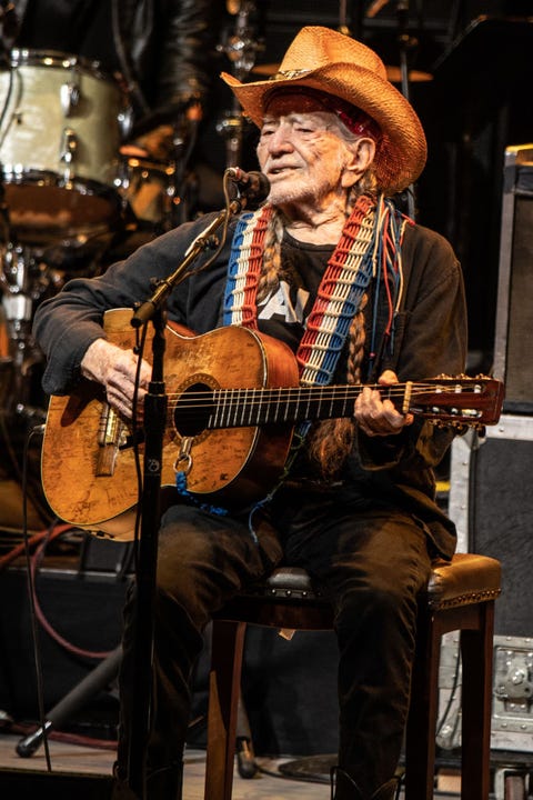 20 Photos of Young Willie Nelson - Willie Nelson Pictures Through the Years