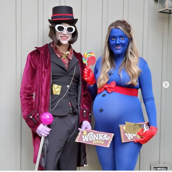 Pregnant deals couple costumes