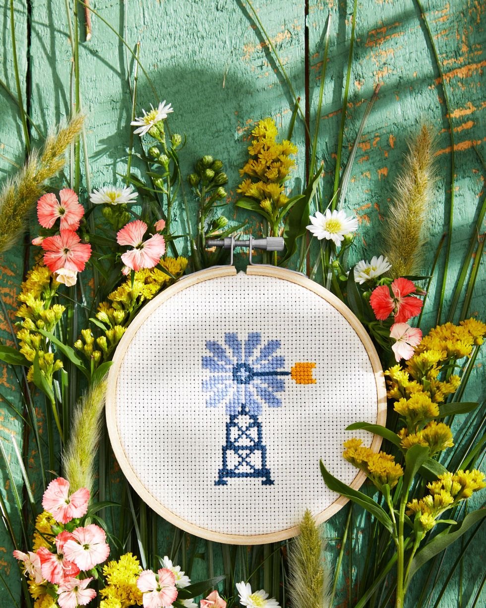 Hand Embroidery Patterns - Country Garden Stitchery