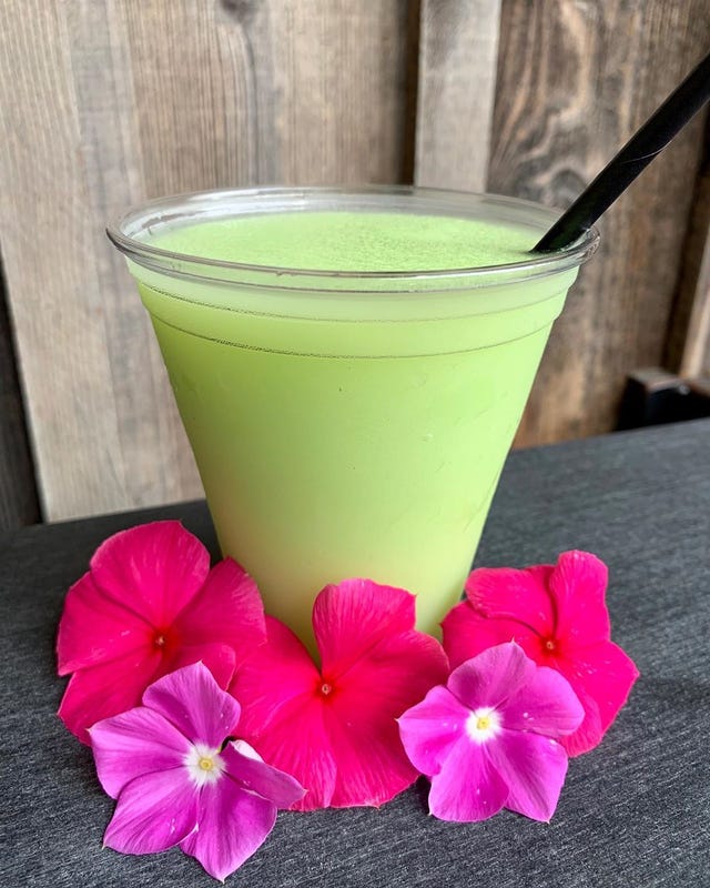 Drink, Pink, Green, Smoothie, Flower, Plant, Non-alcoholic beverage, Juice, Guava juice, Petal, 