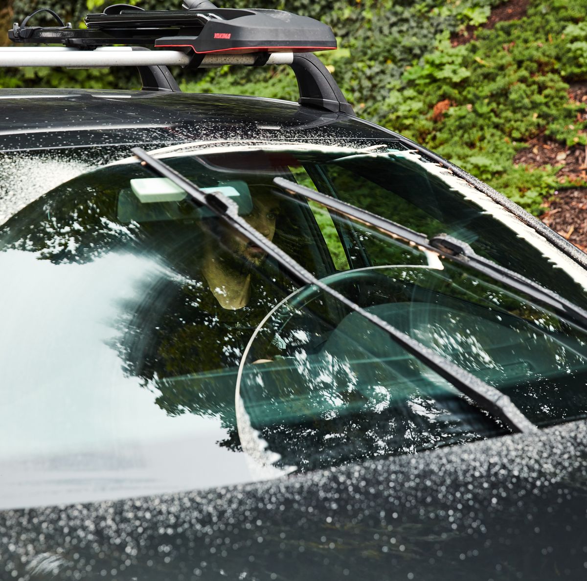 Why Don't All Cars Have a Rear Windshield Wiper?