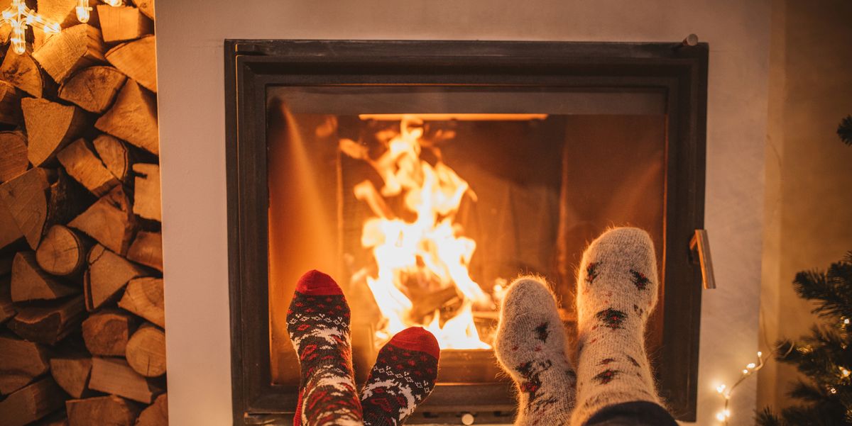 35 Winter Date Ideas to Cozy Up to Your Significant Other In 2022