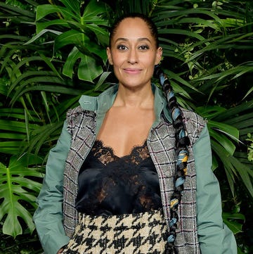 Tracee Ellis Ross on red carpet winter hair trends