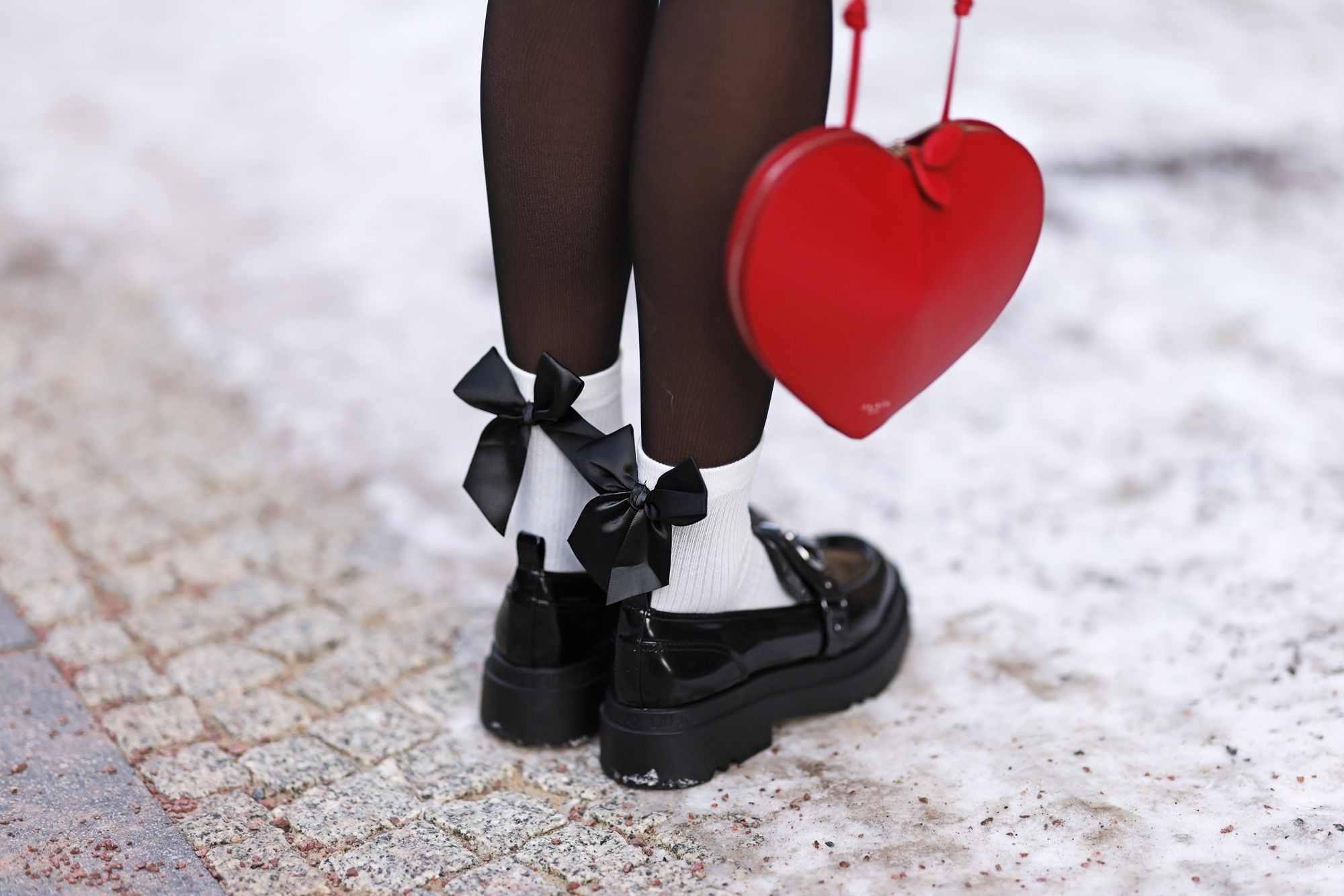 16 Best Thermal Socks For Women: Winter 2023