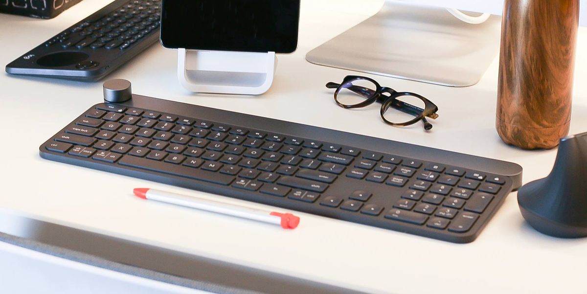 wireless keyboard on desk